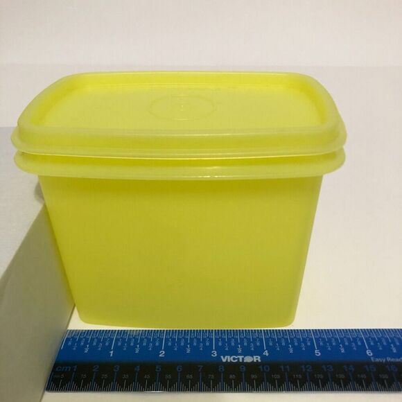 Tupperware YELLOW Container Storage 1243-5 Vintage 5"x4"x3" Kitchenware - Picture 10 of 11